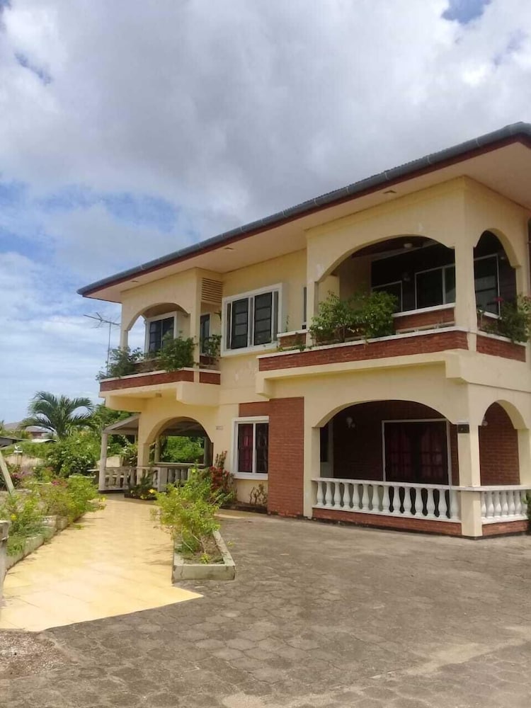 Deluxe Double Room, Garden View