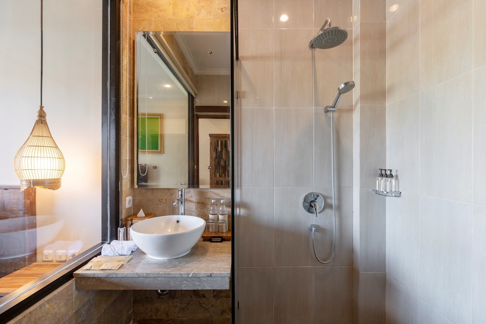 Available room