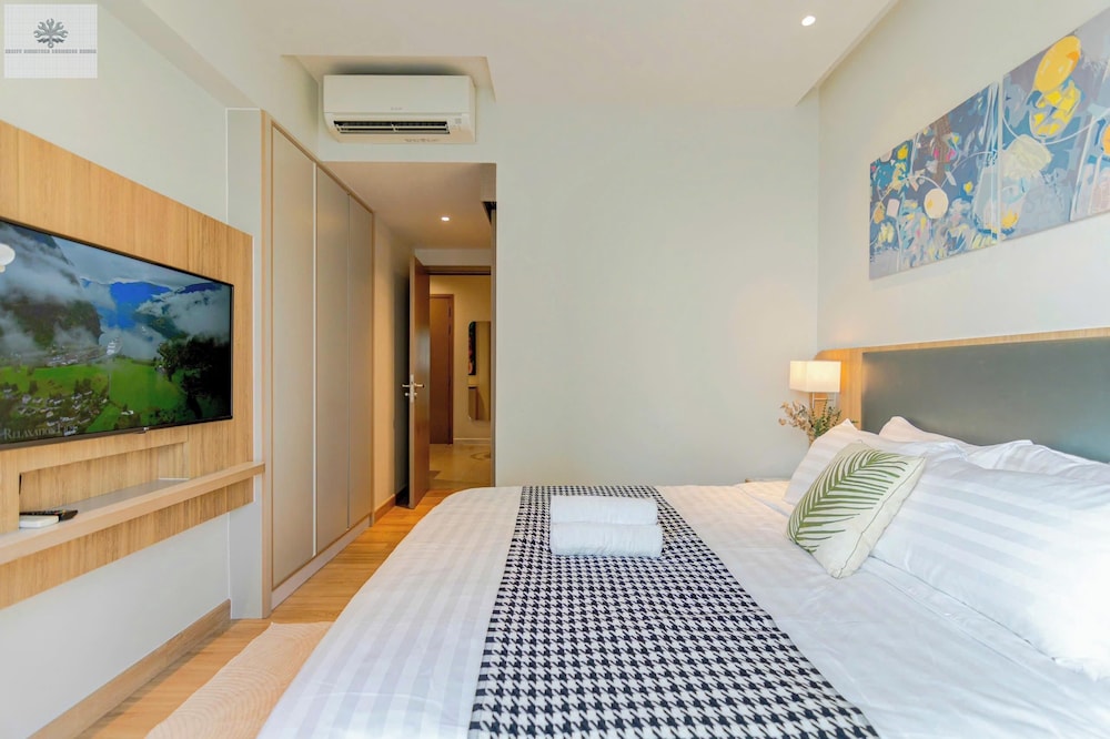 Deluxe Apartment, 2 Bedrooms, Non Smoking, City View photo 2