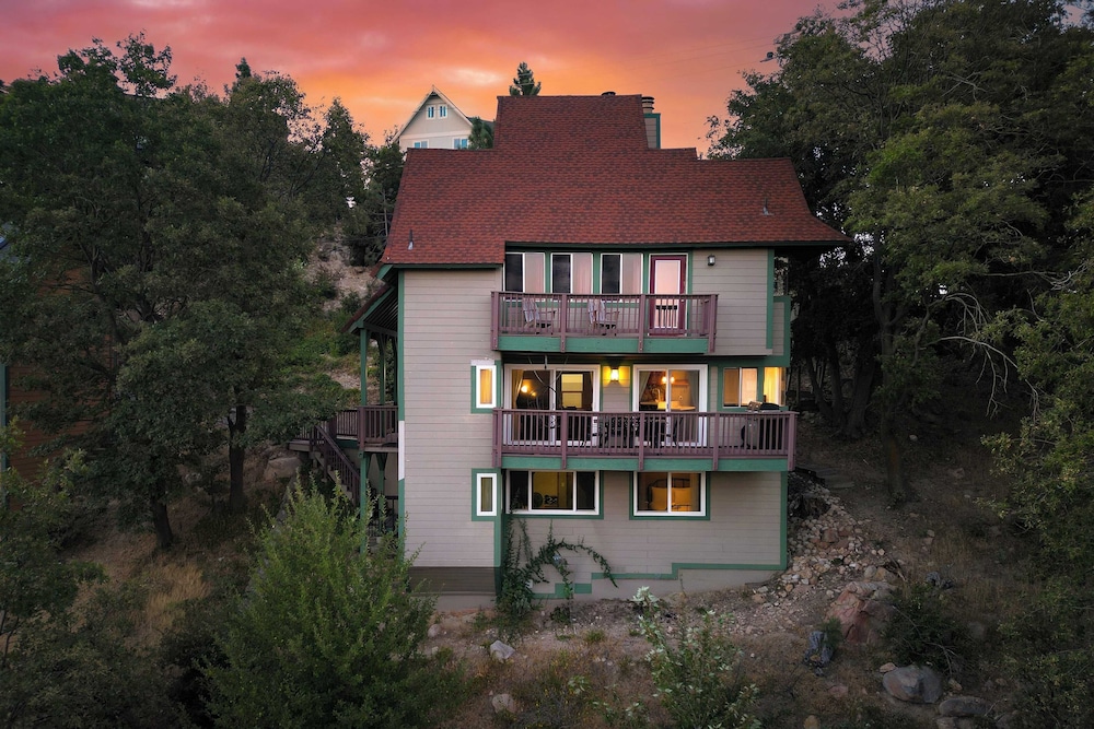 House (3 Bedrooms)