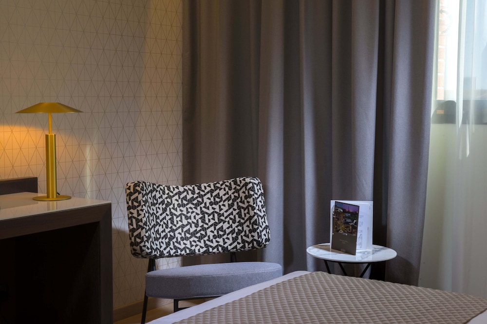 Superior Double Room Single Use photo 3