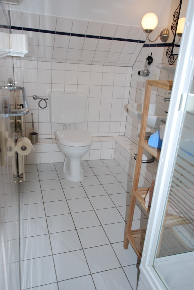 Single Room, 1 Double Bed, Non Smoking, Refrigerator photo 2
