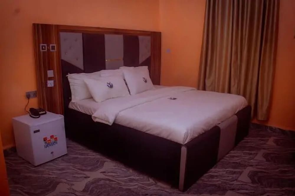 Deluxe Room, Balcony, City View