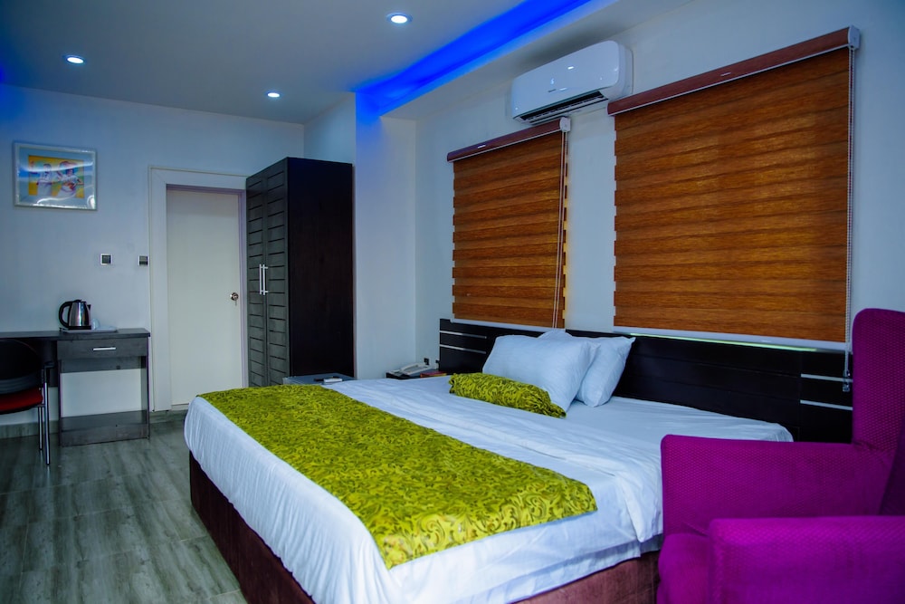 Royal Suite photo 3