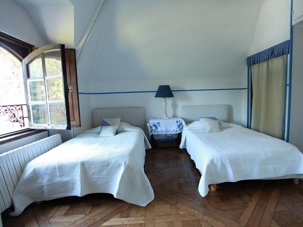 Exclusive Suite, 2 Bedrooms, Garden View photo 3