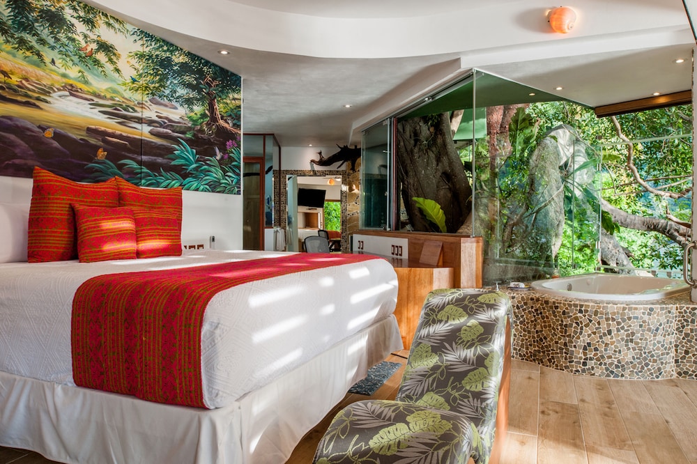 Jungle Love Nest-ocean View