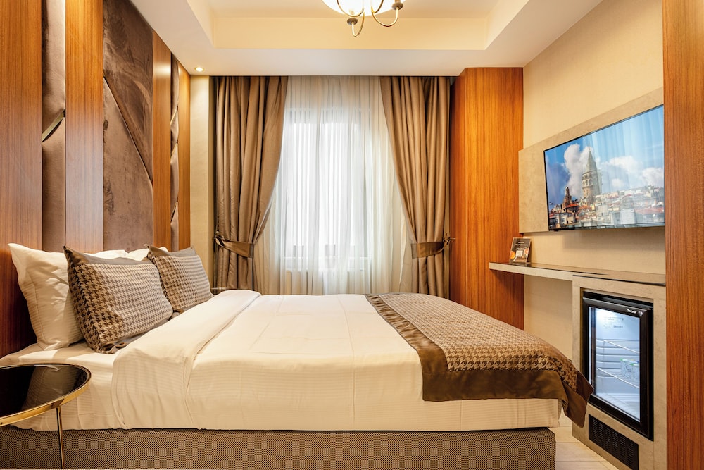 Economy Room, 2 Double Beds photo 3
