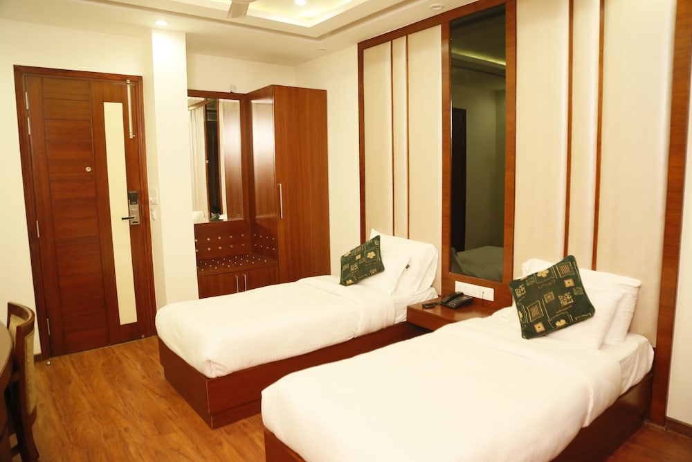 Deluxe Room - Photo 8