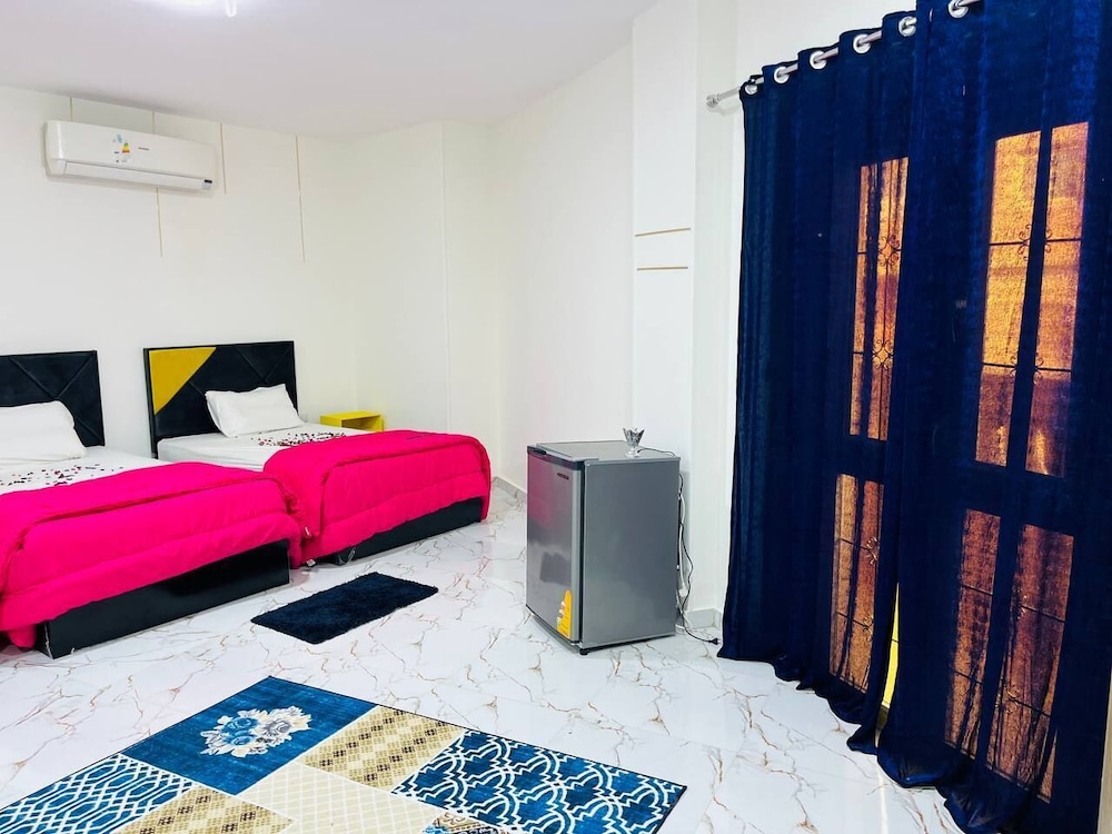 Design Quadruple Room, Balcony photo 3