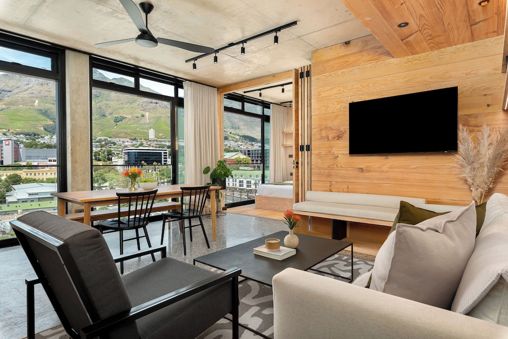 1 Bedroom Executive Apartment photo 2