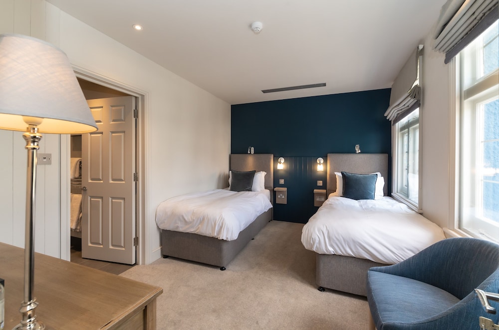 Classic Twin Room photo 2