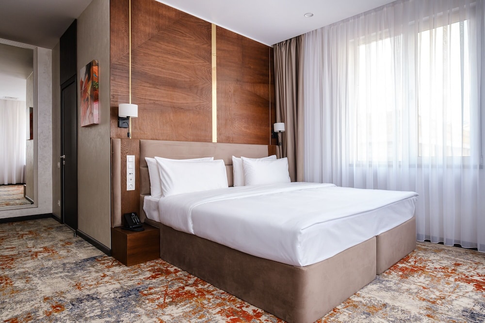 Superior Double or Twin Room - Photo 1