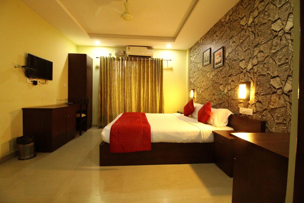 Deluxe A/c (Double) photo 3