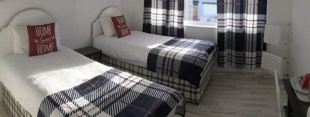 Basic Twin Room photo 1