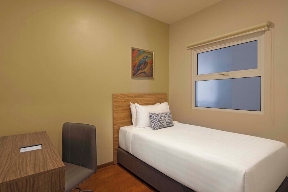 3 Bedroom Grand Deluxe Suite Lakeview