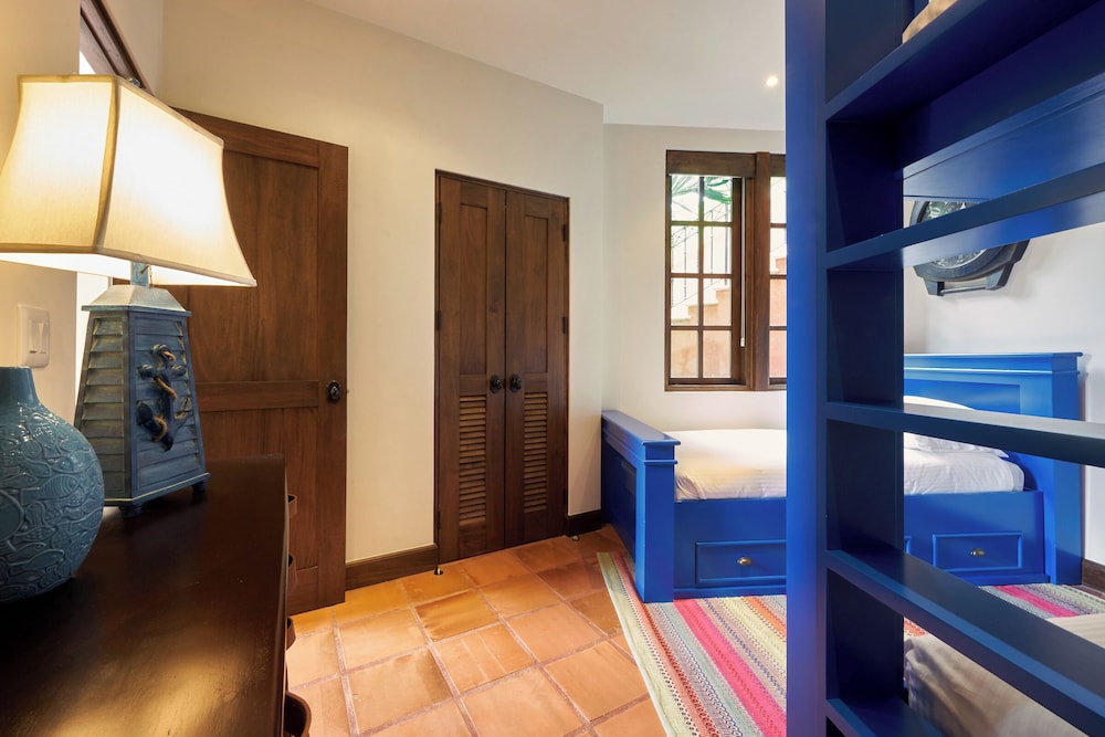 Deluxe Apartment, Multiple Beds, Terrace, Partial Ocean View (25 Punta Penca | 2 BR | 2 BA) photo 2