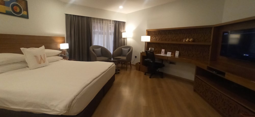 Deluxe Room, 1 Queen Bed, Garden View (Deluxe Room)
