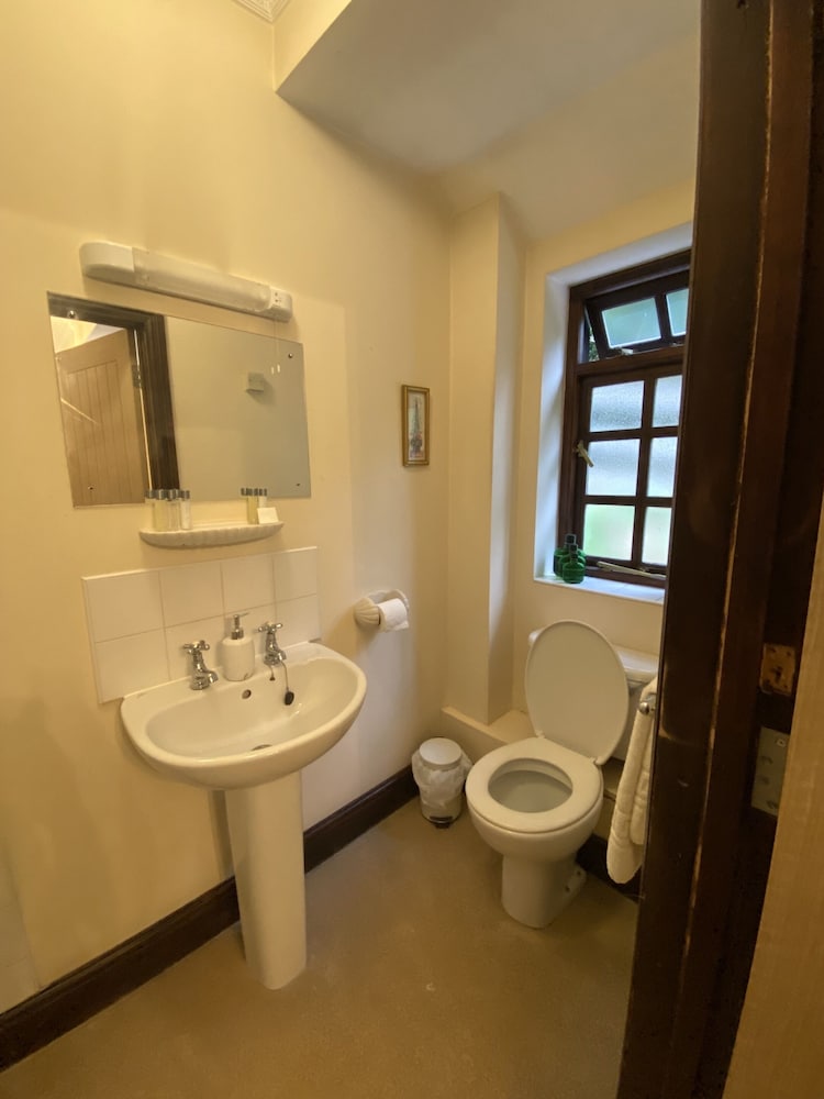 Luxury Double Room, Ensuite - Photo 4