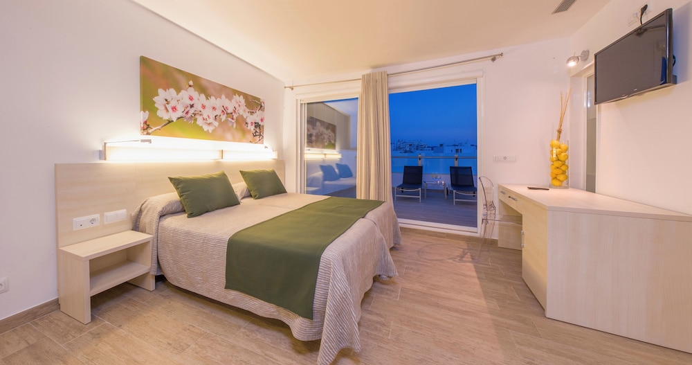 Premium Double Room, Terrace photo 2