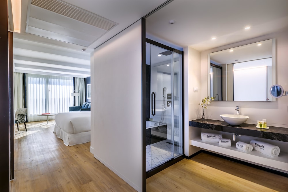 Premium Room (Plus Triple)