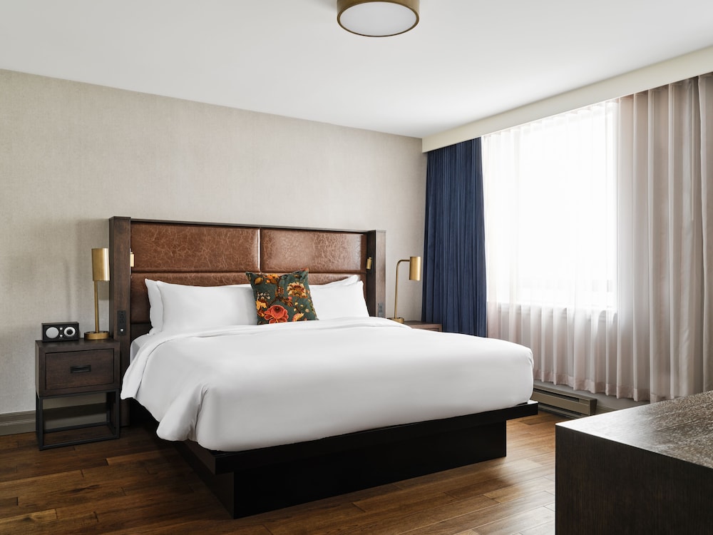 Classic Room, 1 King Bed