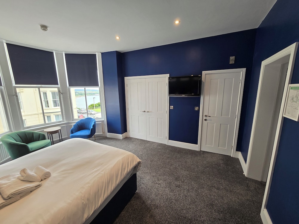 Double Room (Bay View Suite) photo 1