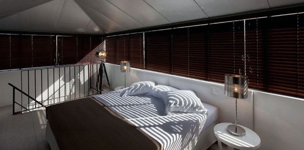 Quadruple Room (2) photo 2