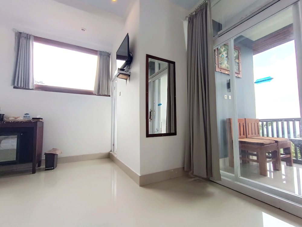 Deluxe Double Room - Photo 16