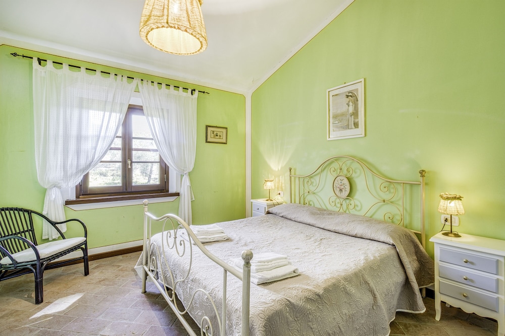 Family Apartment, 2 Bedrooms, Mountainside (Maramaldo Sangiovese Shared Pool,) photo 3