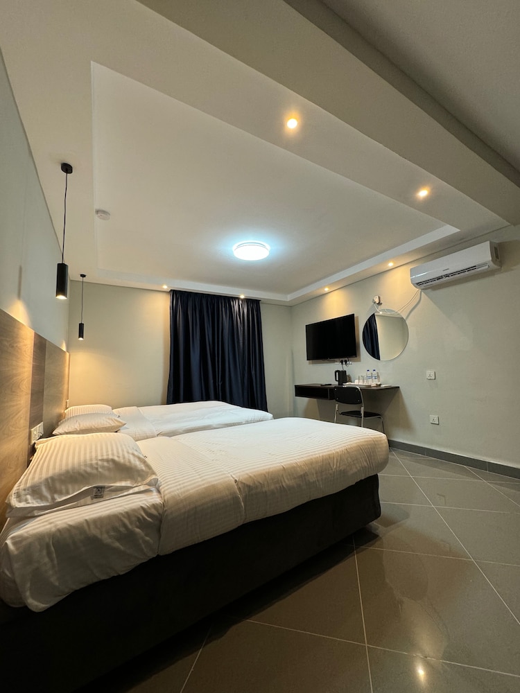 Basic Double Room photo 1
