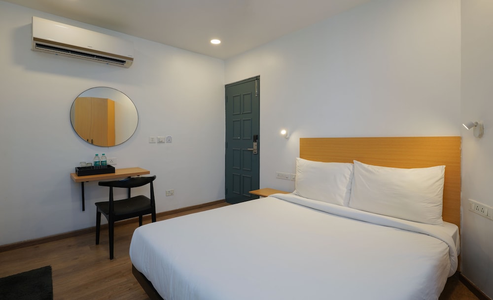 Deluxe Room - Photo 3