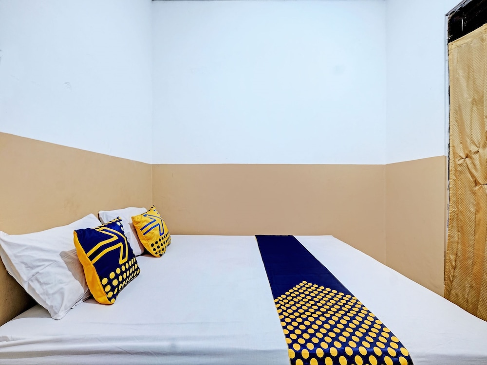 Basic Double Room photo 3