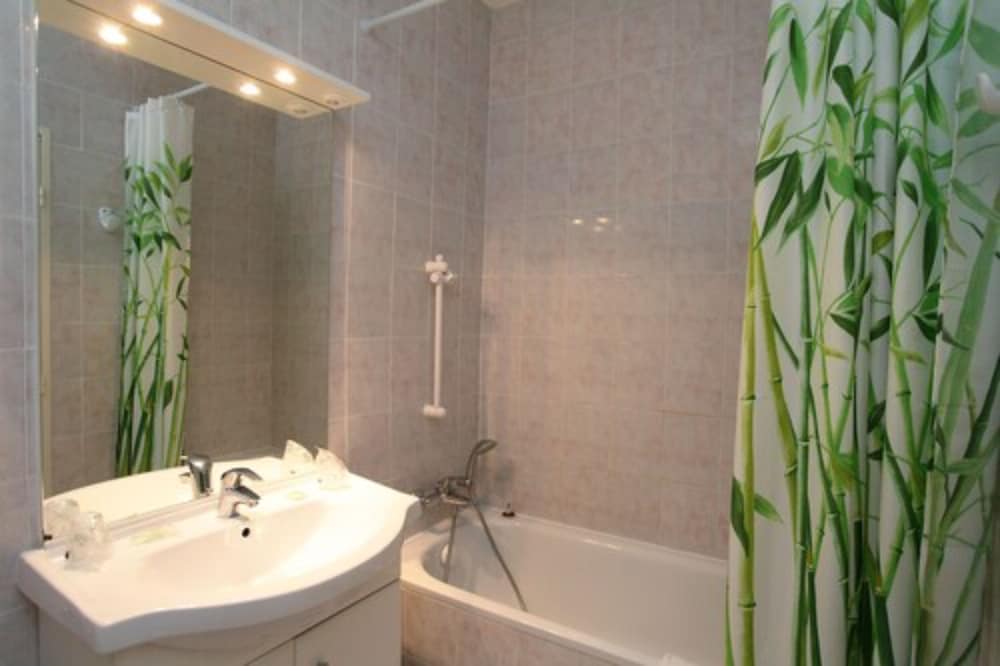 Standard Quadruple Room photo 2