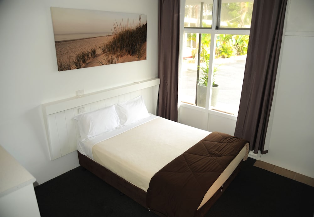 Double Room, Ensuite (1 free meal ) photo 1