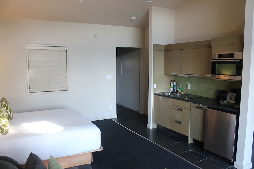 Studio Trail (short distance from main lodge) photo 1