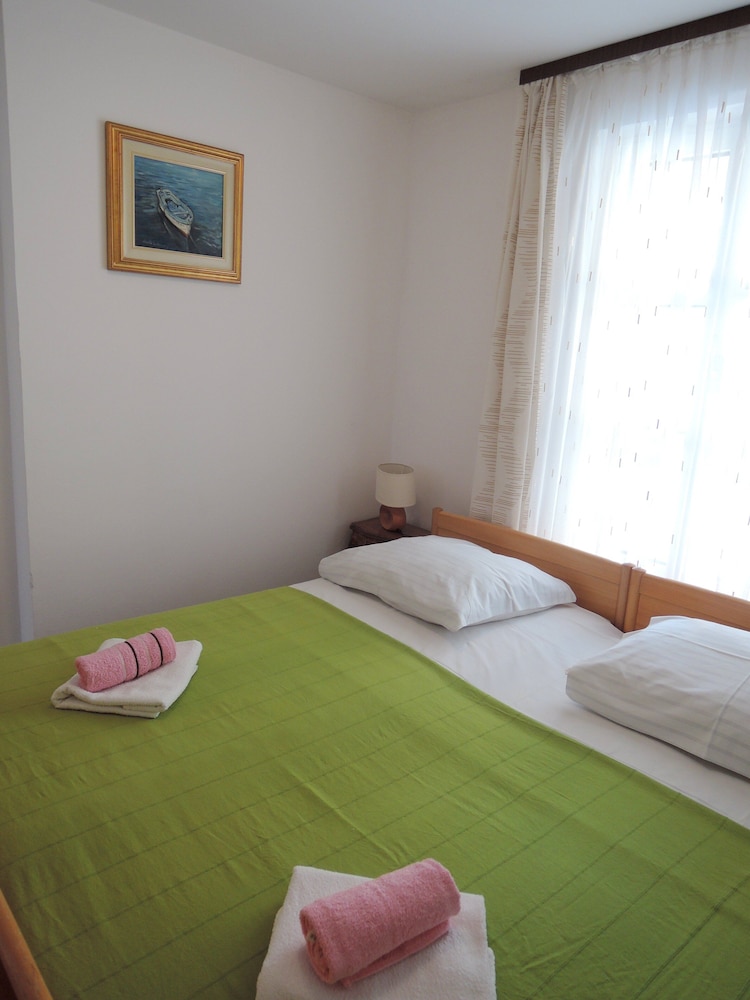 Apartment (1)