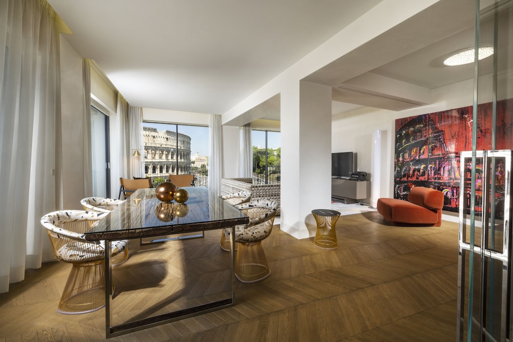 Presidential Suite (Colosseum View) thumbnail 5