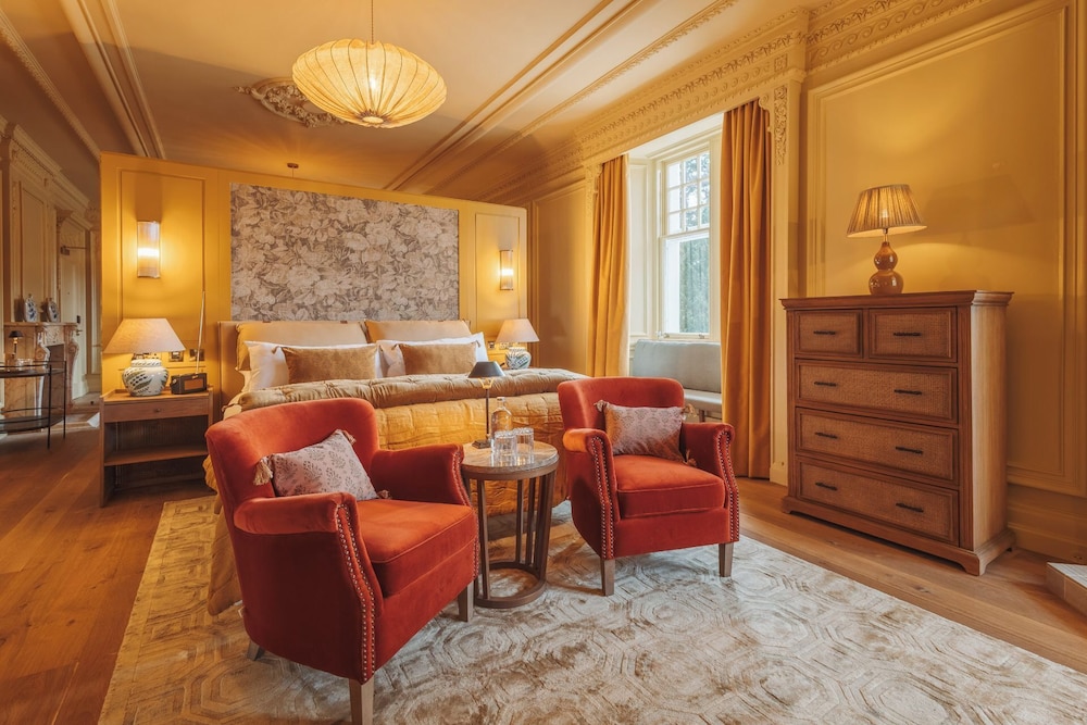 The Molyneaux Suite photo 1