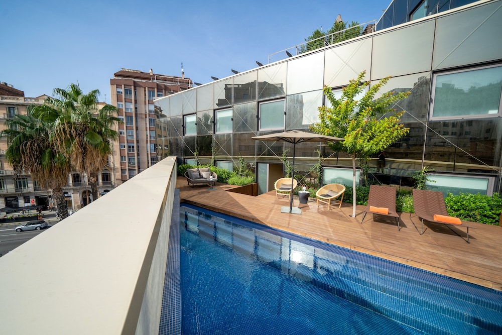 Grand Suite, Private Pool, City View