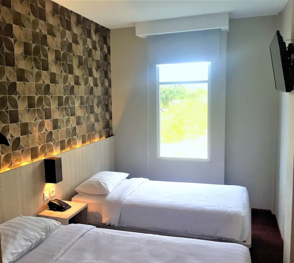 Superior Twin Room - Photo 1
