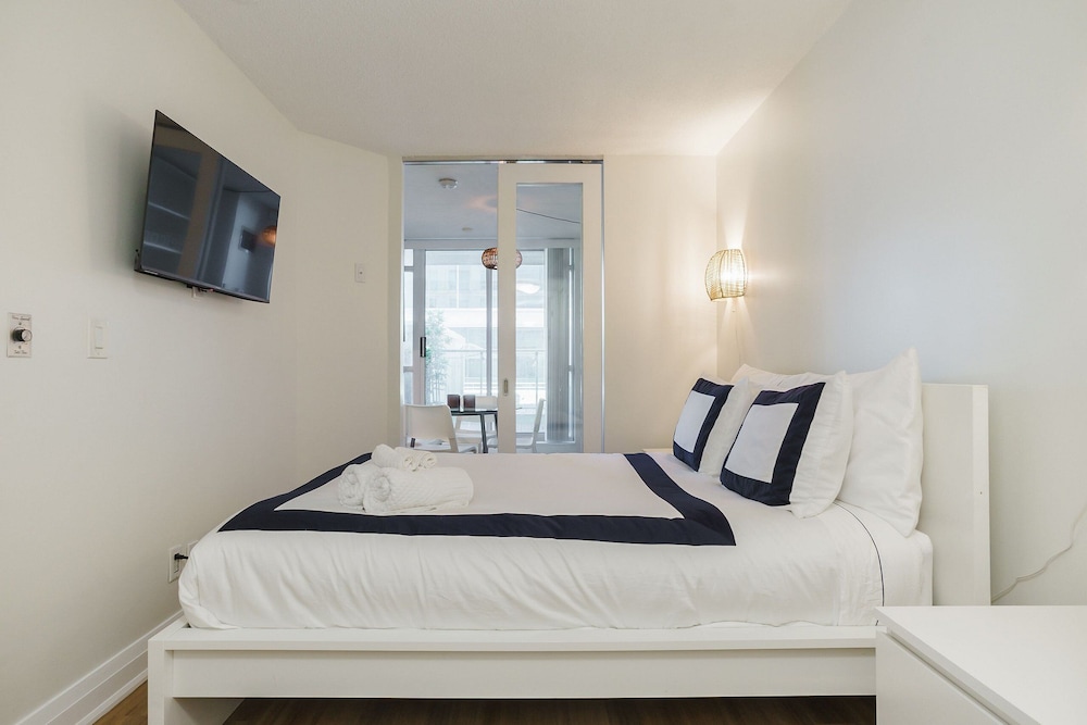 Honeymoon Apartment