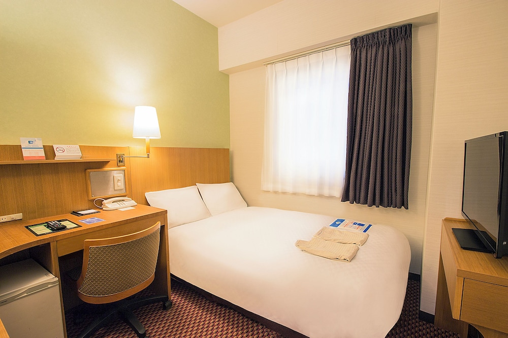 Economy Double Room, Non Smoking photo 3