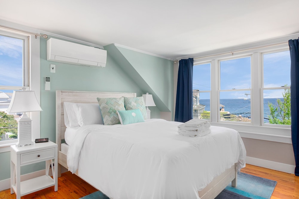 Signature Room, 1 Queen Bed, Ocean View