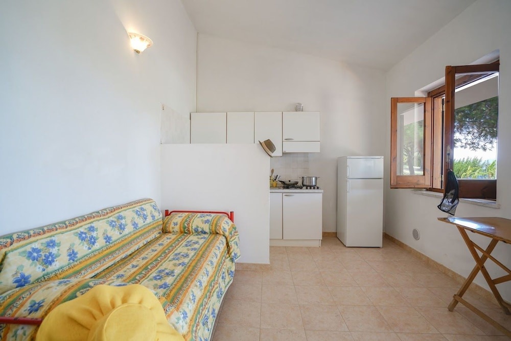 Apartment, 1 Bedroom, Patio (B)