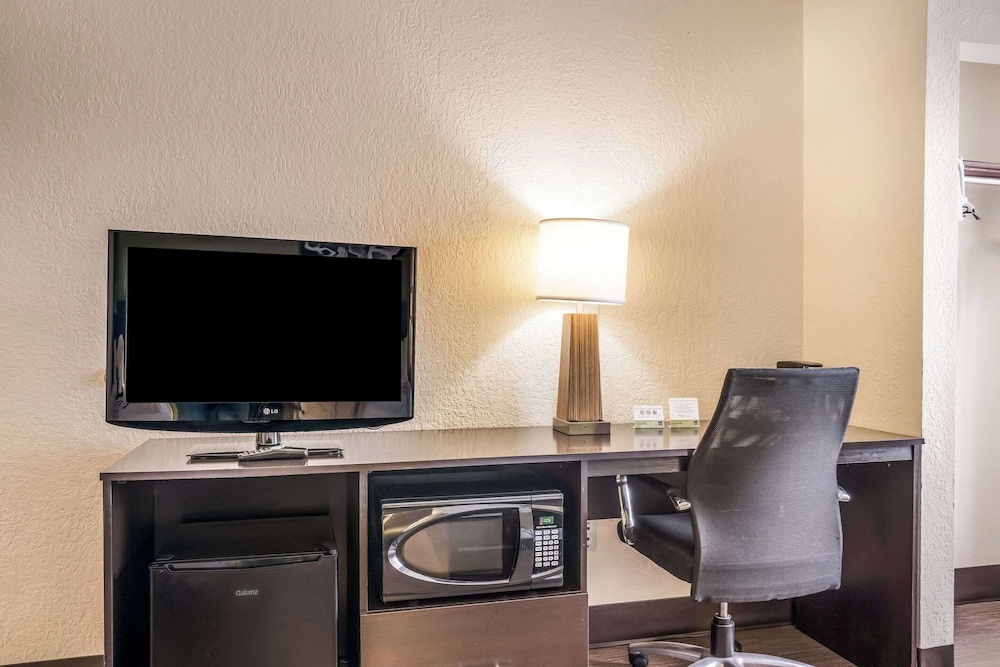 Standard Double Room, 2 Double Beds, Non Smoking photo 3