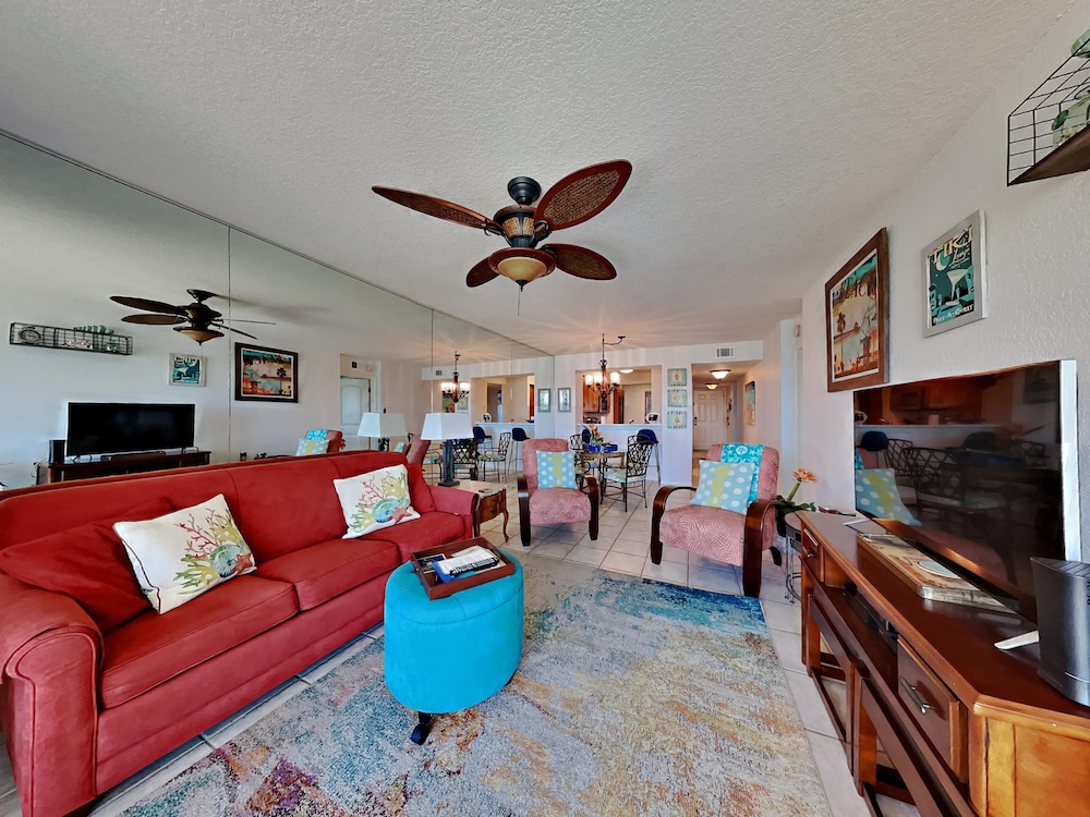 Condo, Multiple Beds, Patio (#8-115 - No Pets)