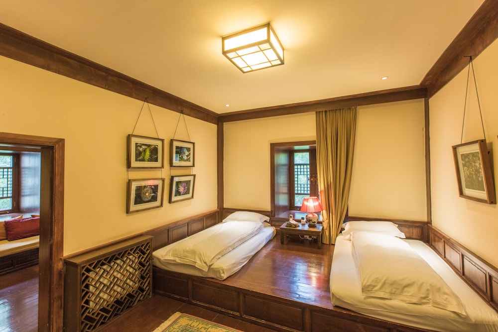 Superior Twin Room photo 2