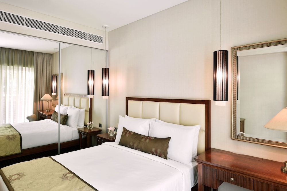 Suite, 1 Bedroom, Balcony photo 2
