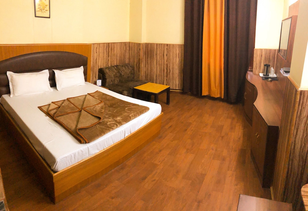 Deluxe Room - Photo 7