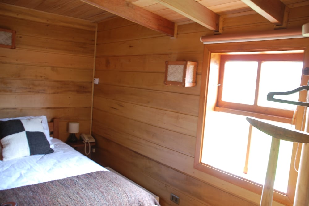 Family Cottage, 4 Bedrooms, Sea View, Ground Floor photo 3